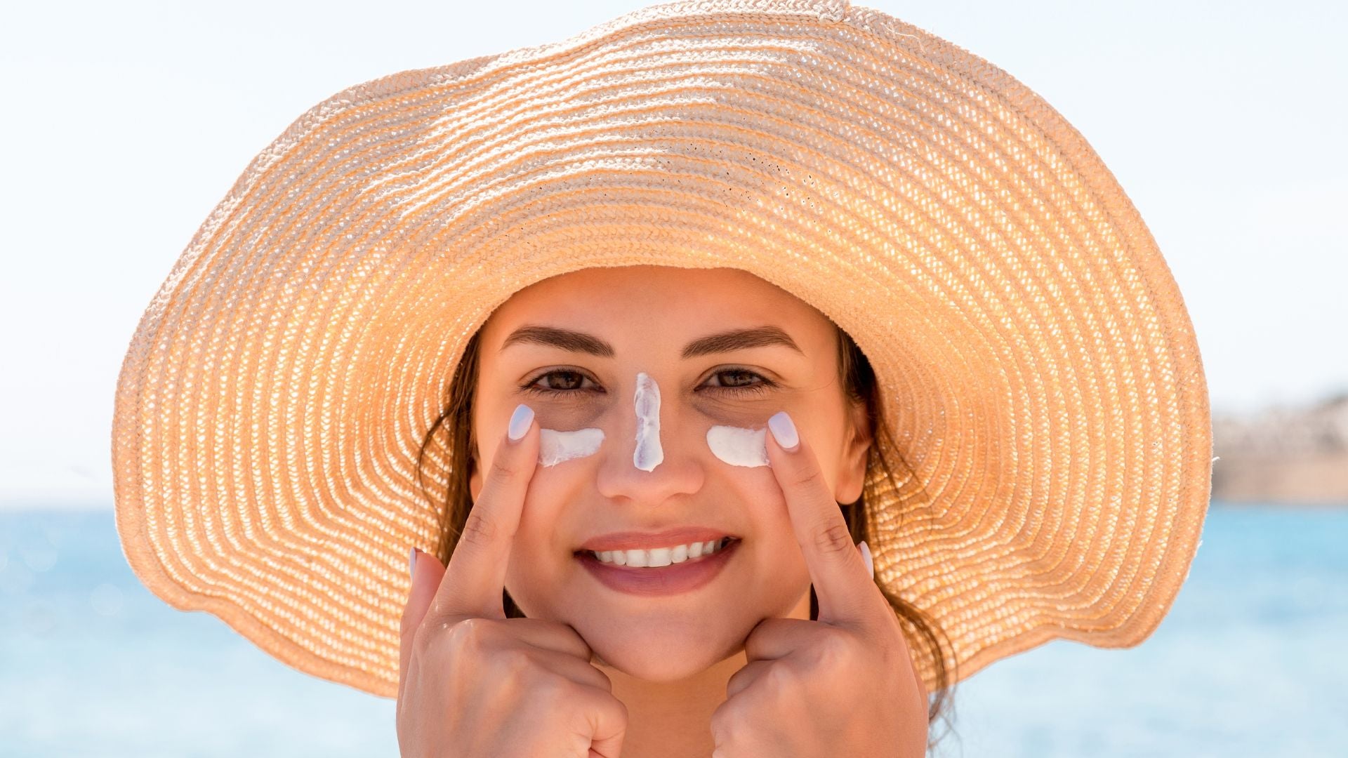 5 Reasons You Need Sunscreen Even in the Coldest Months